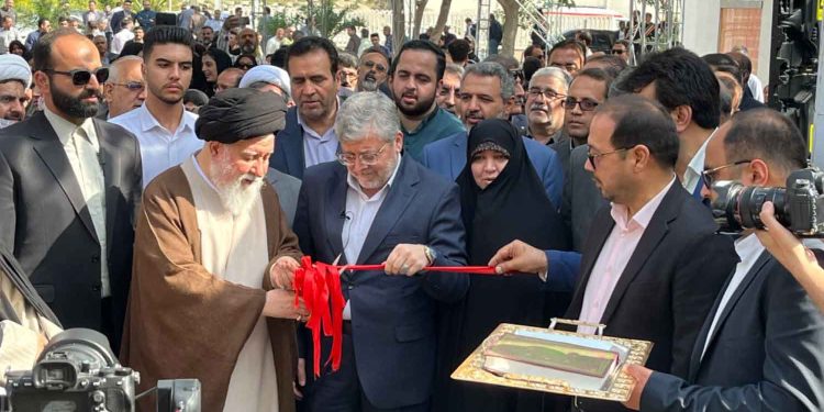 افتتاح بوستان شهربانو بسیج در منطقه چهار مشهد با حضور نماینده ولی فقیه