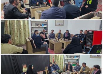 جلسه آذرماه شورای اجتماعی محله پنج‌تن با محوریت برگزاری مراسم نشان محله برگزار شد