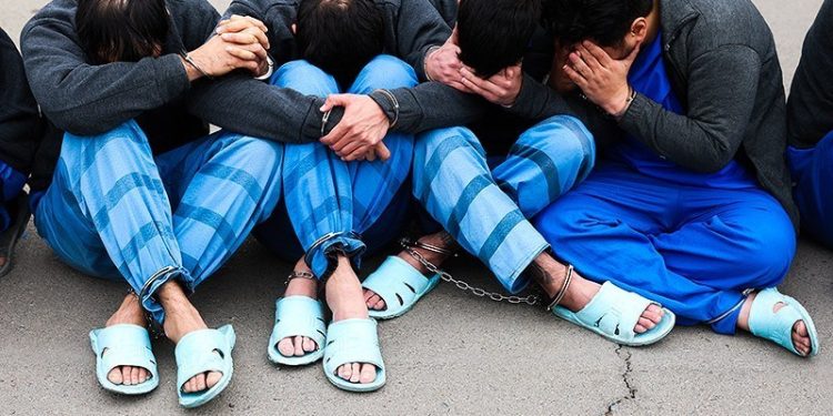 دستگیری ۶۵ خرده‌فروش مواد مخدر در اجرای طرح آرامش در شهر مشهد